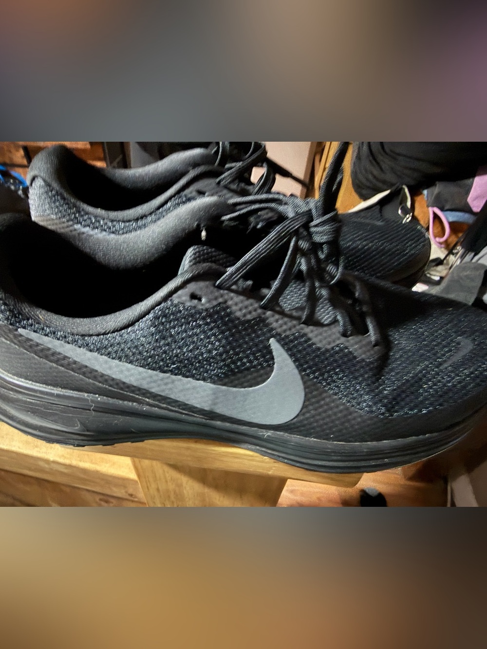 Nike Men’s Black Athletic Shoes with Gray Swoosh